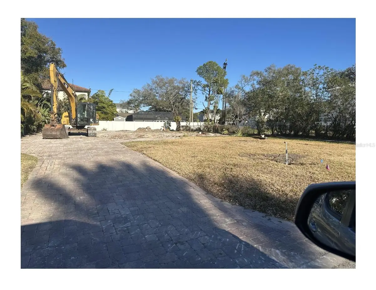523 W Davis Boulevard, Tampa, FL 33606 - #1