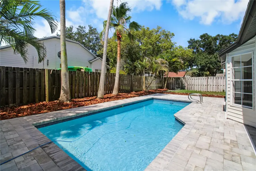 911 Valley View Circle, Palm Harbor, FL 34684 - #3