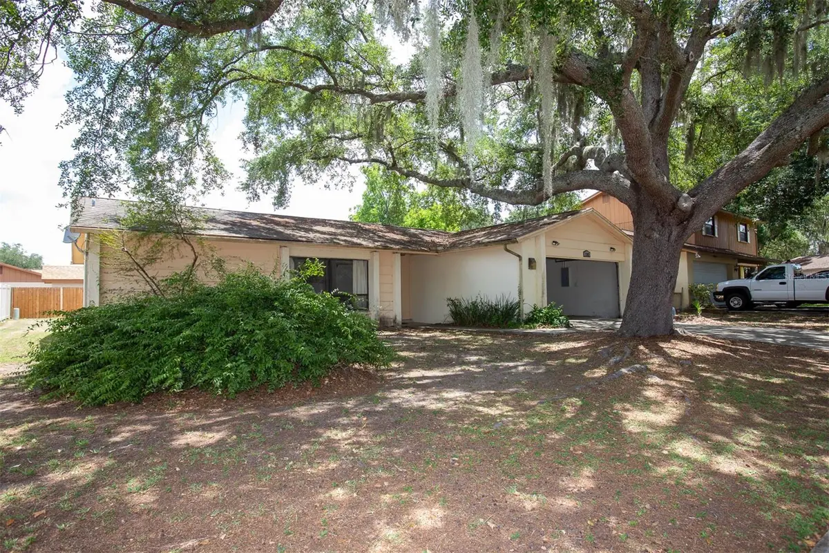 1363 Corner Oaks Drive, Brandon, FL 33510 - #1