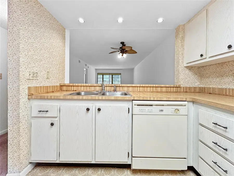 11485 Oakhurst Road #A102, Largo, FL 33774 - #3