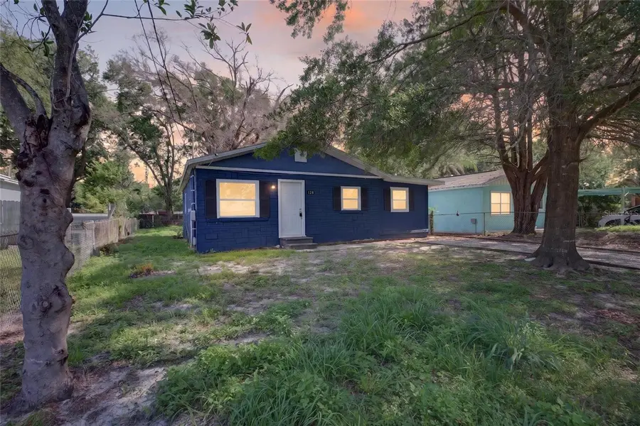 128 E 145th Avenue, Tampa, FL 33613 - #2