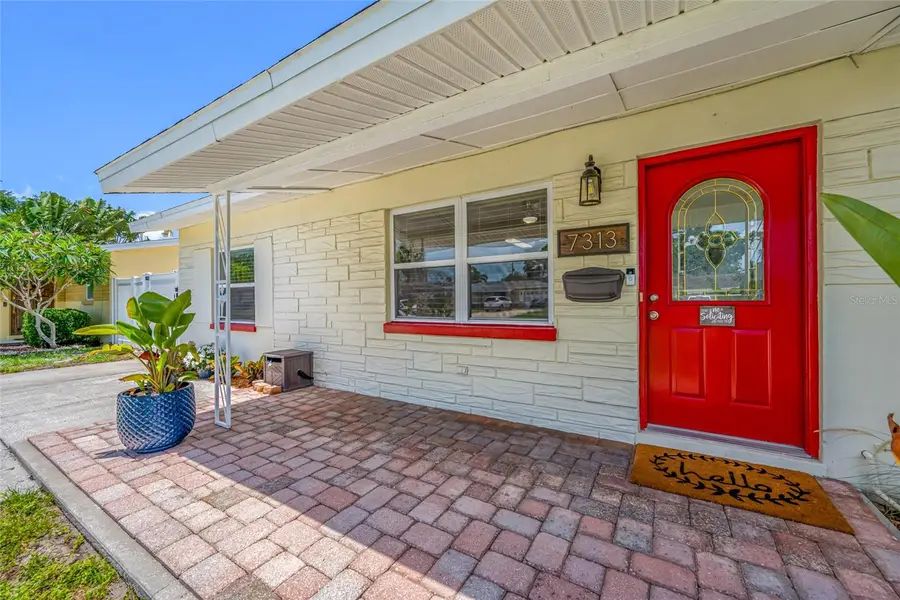 7313 37th Avenue N, Saint Petersburg, FL 33710 - #2