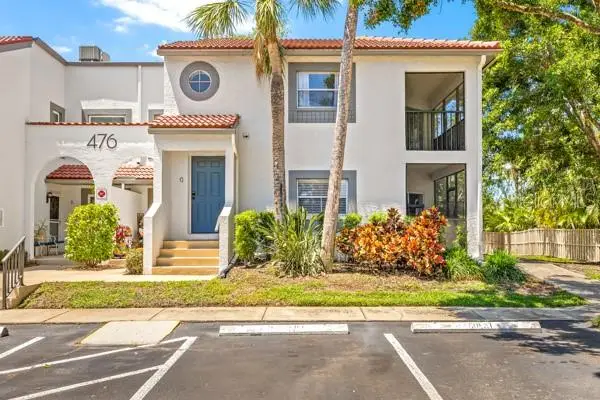 476 Santa Cruz Place Ne #C, ST PETERSBURG, FL 33703