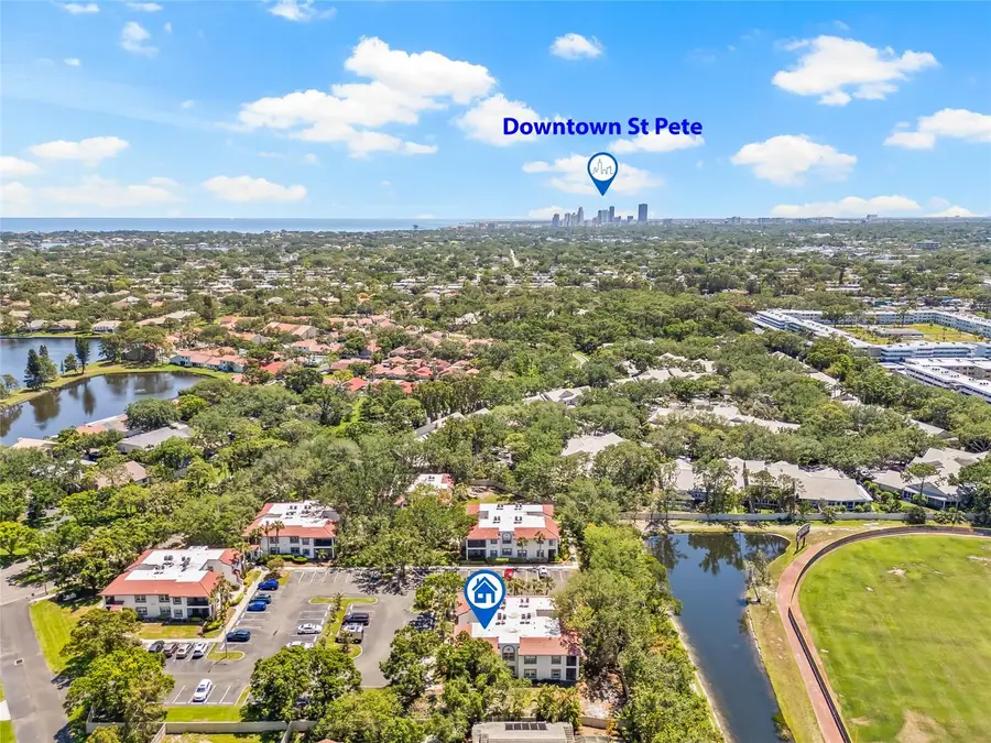 476 Santa Cruz Place Ne #C, Saint Petersburg, FL 33703 - #3