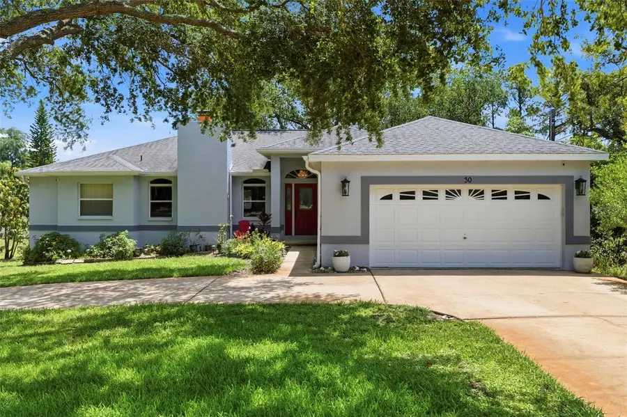 30 Glades Avenue, Tarpon Springs, FL 34689 - #2