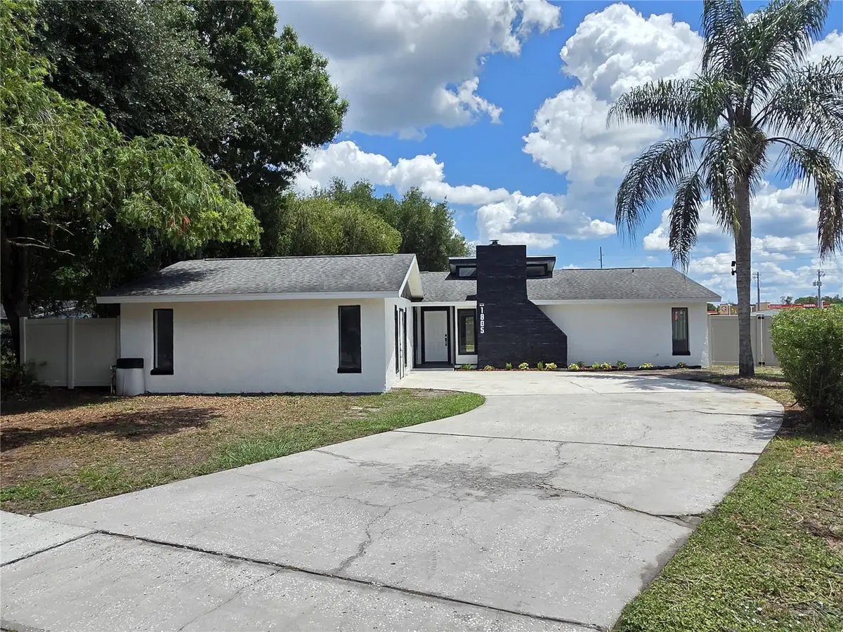 1805 S Wilkins Avenue, Plant City, FL 33563 - #1