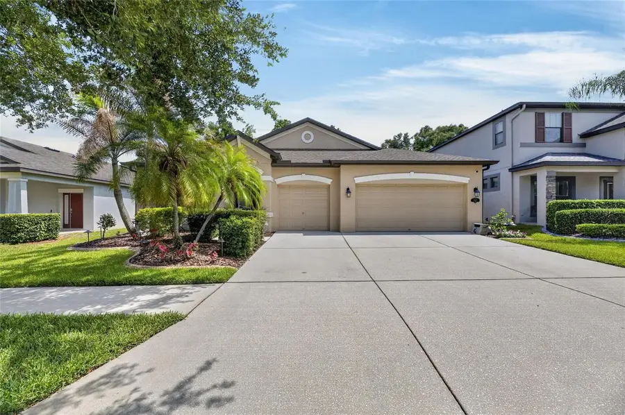 204 Dakota Hill Drive, Seffner, FL 33584 - #2