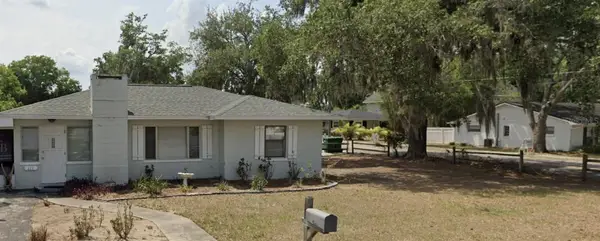 111 S Rhodes Street, MOUNT DORA, FL 32757