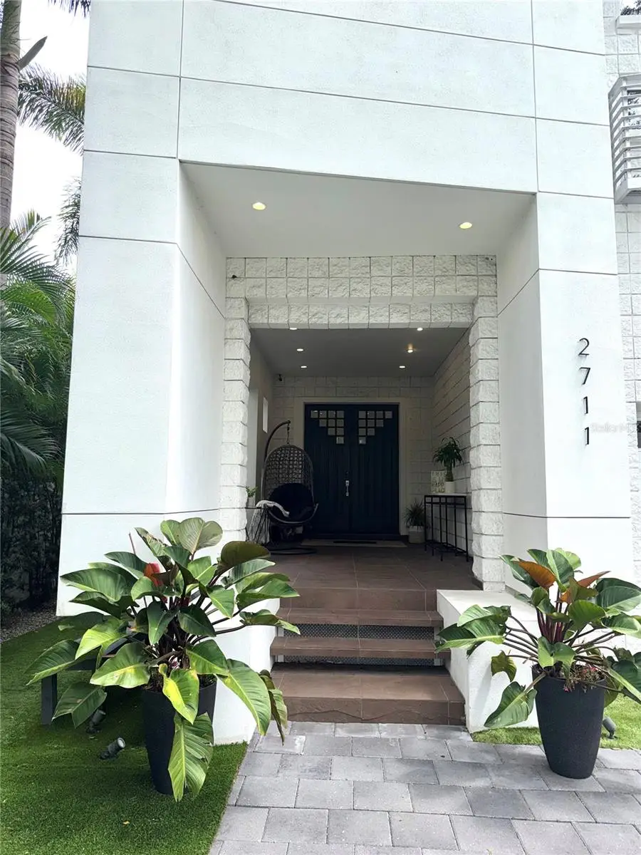 2711 W Trilby Avenue, Tampa, FL 33611 - #3