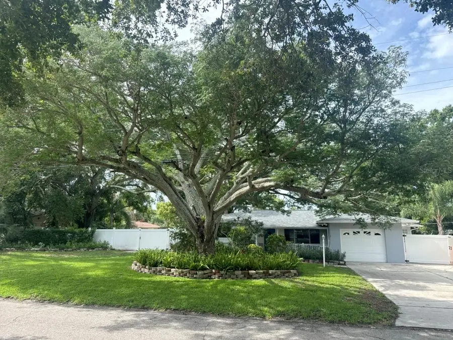 13824 83rd Place, Seminole, FL 33776 - #2