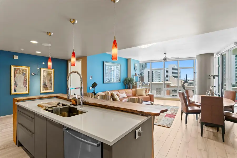 175 1st Street S #1101, Saint Petersburg, FL 33701 - #2
