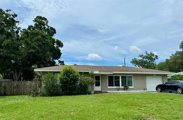 1615 Pinewood Drive, CLEARWATER, FL 33756