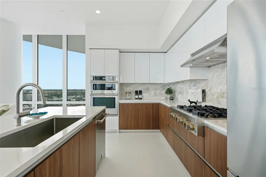 400 Central Avenue #1901, Saint Petersburg, FL 33701 - #3