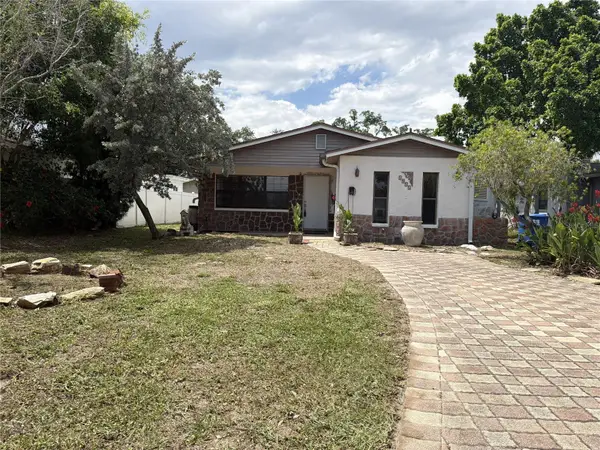 1835 Maryland Avenue Ne, ST PETERSBURG, FL 33703