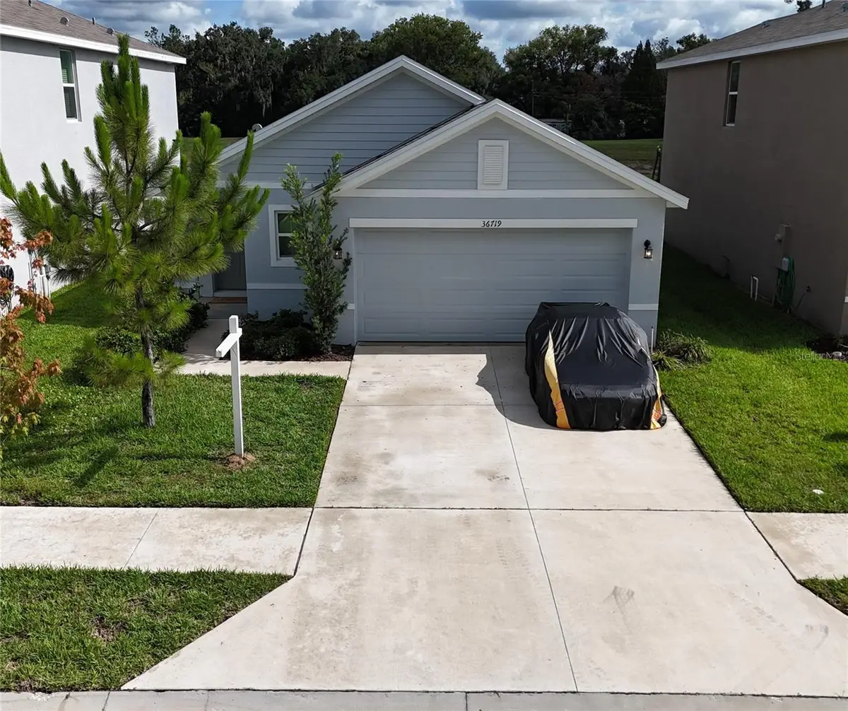 36719 Spanish Rose Drive, Dade City, FL 33525 - #1
