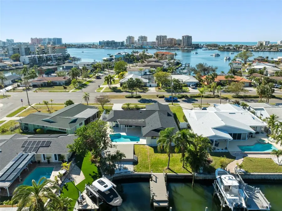 475 Island Way, Clearwater, FL 33767 - #2