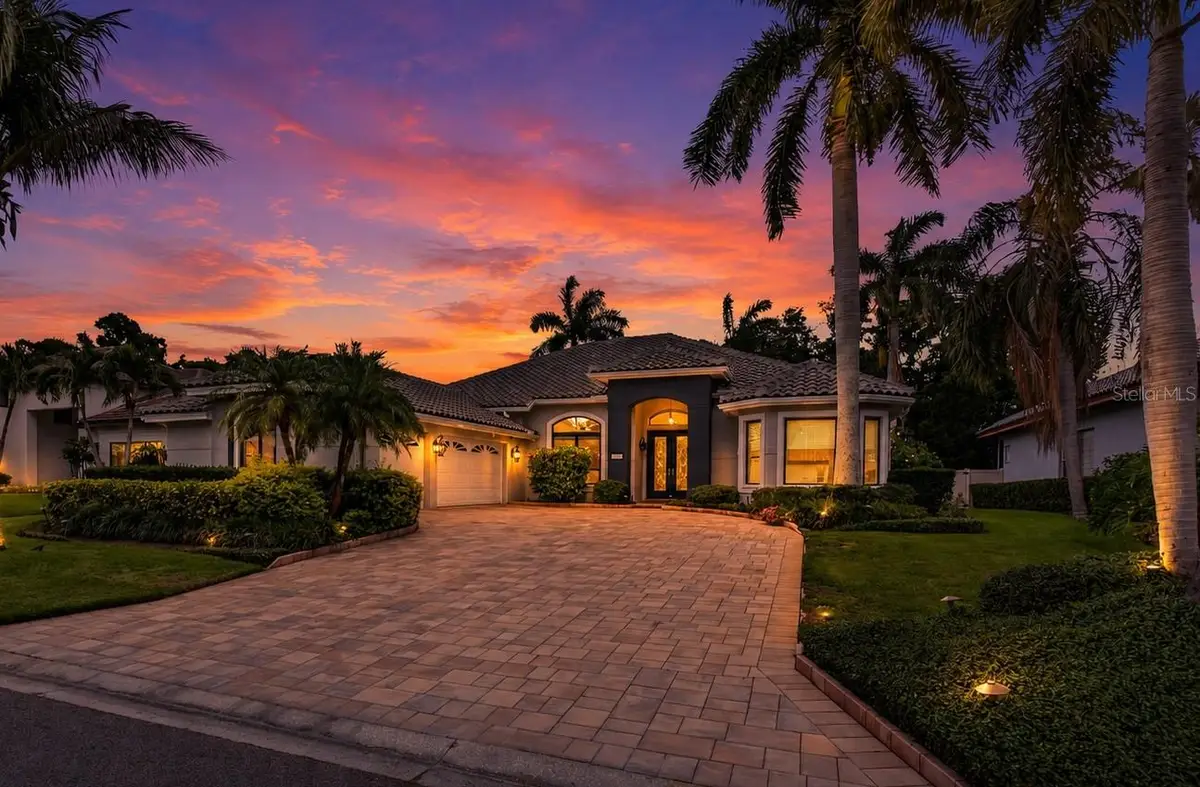 820 Sand Pine Drive Ne, Saint Petersburg, FL 33703 - #1
