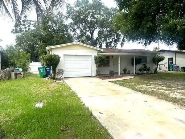 10964 84th Avenue, SEMINOLE, FL 33772