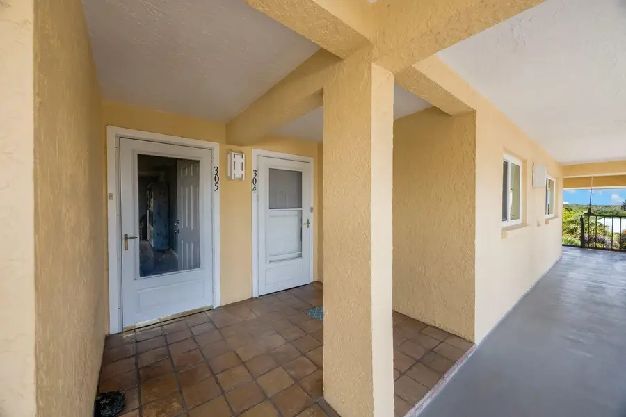 1125 Pinellas Bayway S #305, Saint Petersburg, FL 33715 - #2