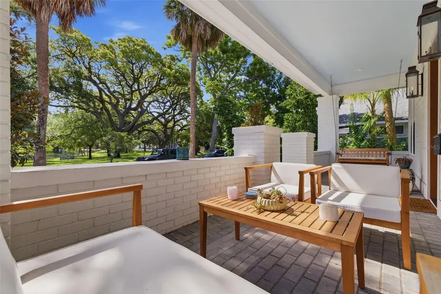 610 5th Street N, Saint Petersburg, FL 33701 - #2