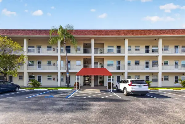 4000 3rd Street N #304, ST PETERSBURG, FL 33703