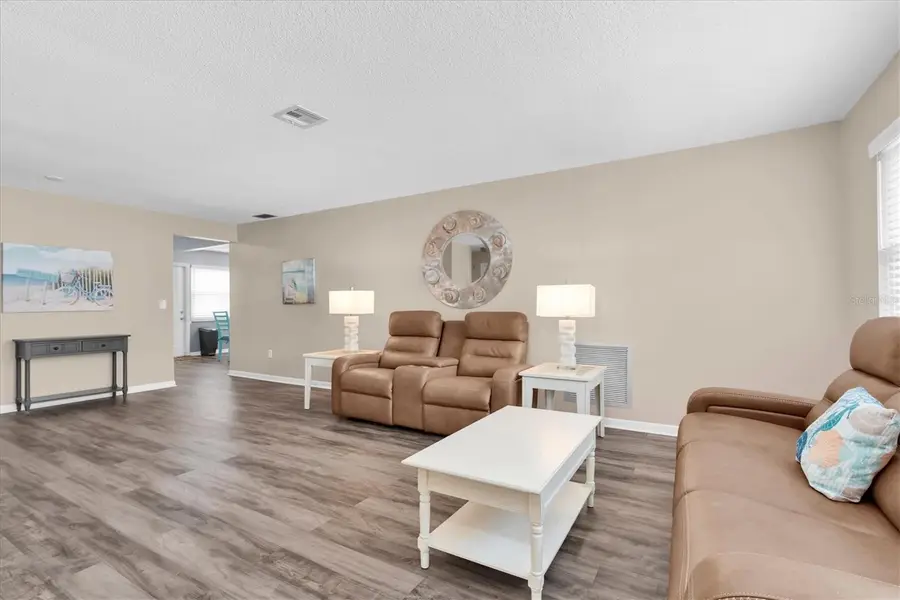 8260 Burgundy Drive N, Pinellas Park, FL 33781 - #3