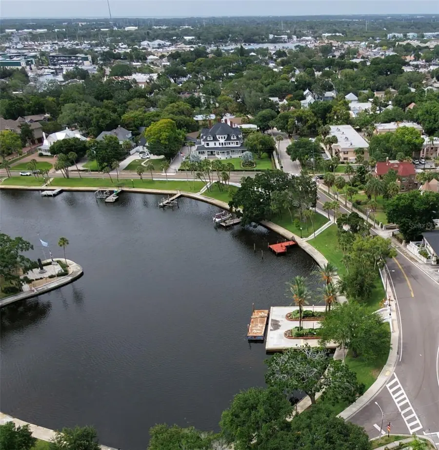 Lemon Street, Tarpon Springs, FL 34689 - #3