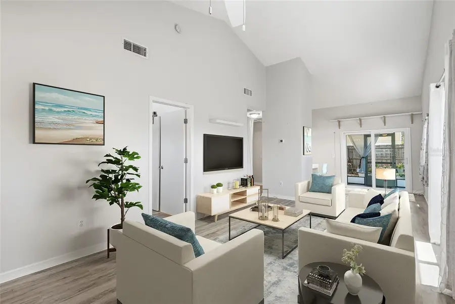 366 47th Avenue N #5, Saint Petersburg, FL 33703 - #3