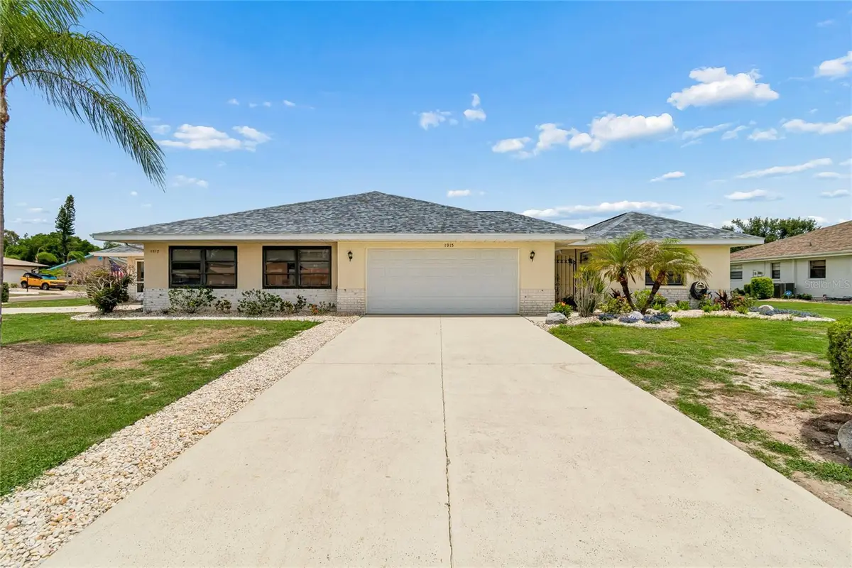 1915 W Del Webb Boulevard, Sun City Center, FL 33573 - #1