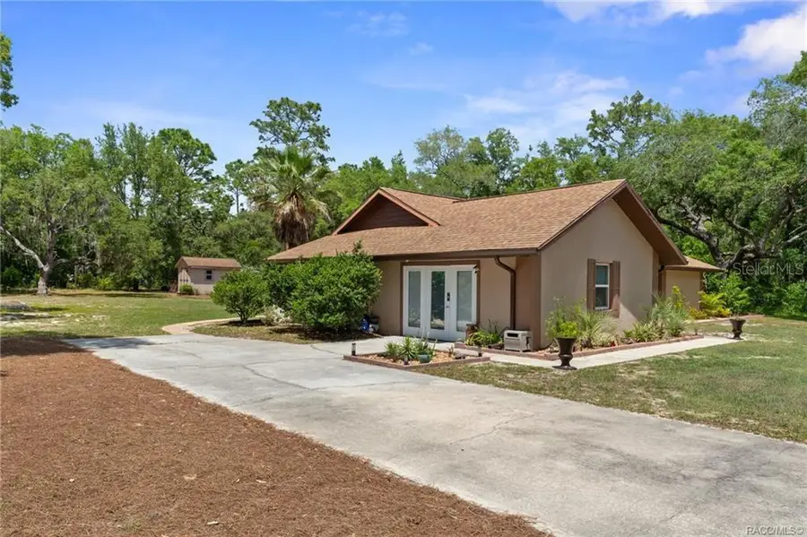 807 W National Street, Hernando, FL 34442 - #3