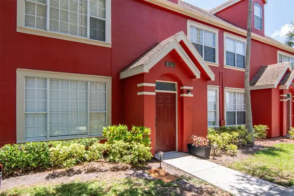 9130 Lake Chase Island Way #9130, TAMPA, FL 33626
