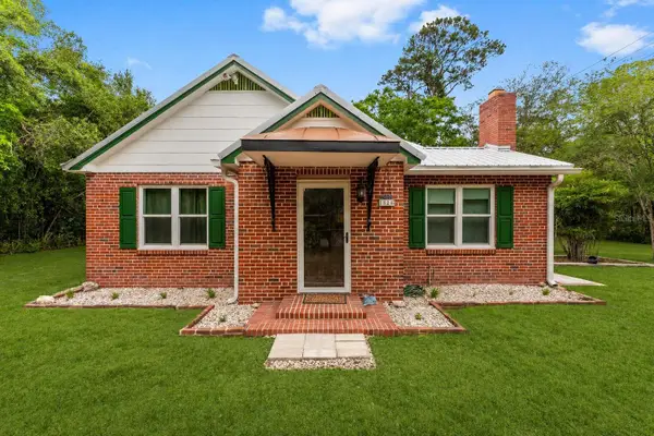 824 NE 9th Avenue, GAINESVILLE, FL 32601