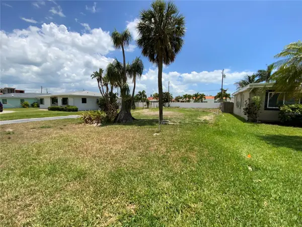 380 46th Avenue, ST PETE BEACH, FL 33706