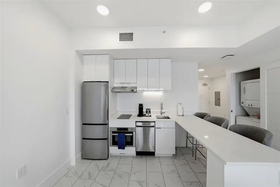 411 E Shore Drive #512, Clearwater Beach, FL 33767 - #2