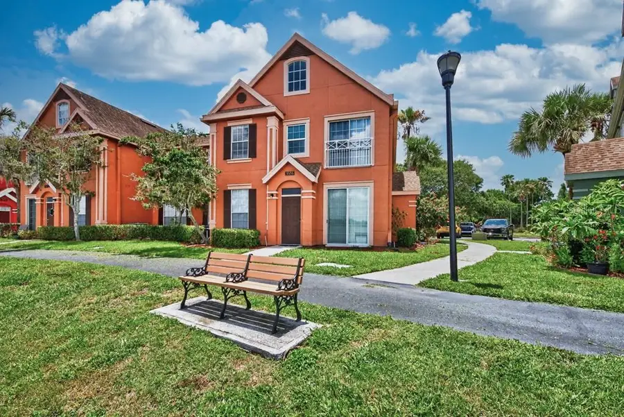 9356 Lake Chase Island Way, Tampa, FL 33626 - #2