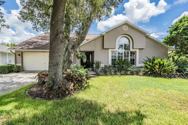 6536 Northlake Drive, ZEPHYRHILLS, FL 33542