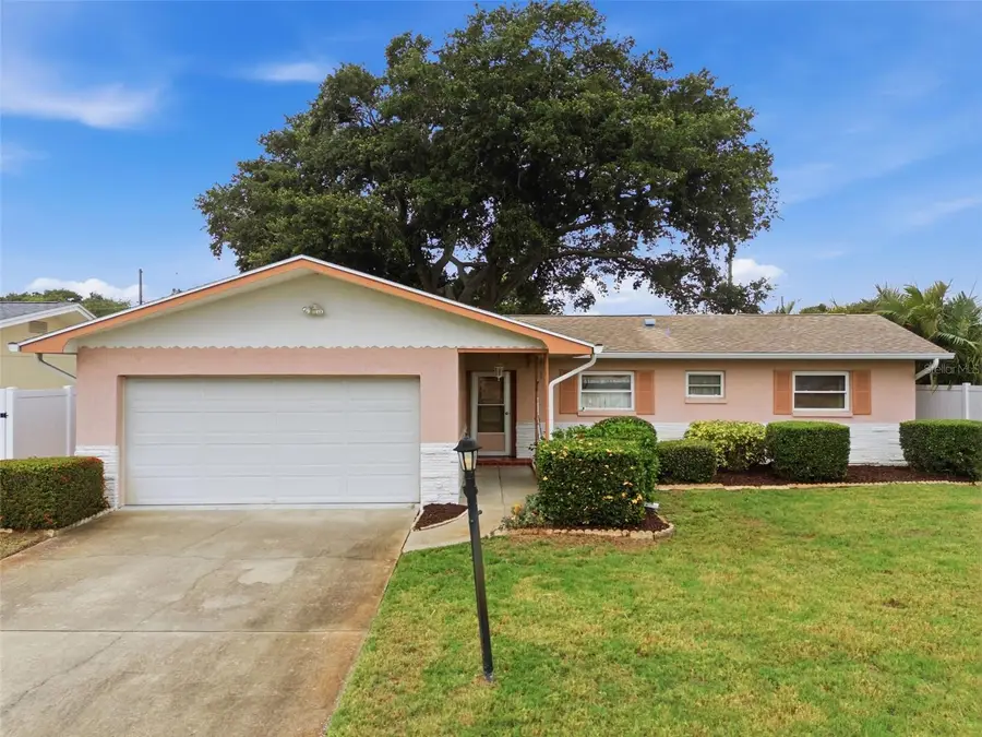 8566 108th Way, Seminole, FL 33772 - #2