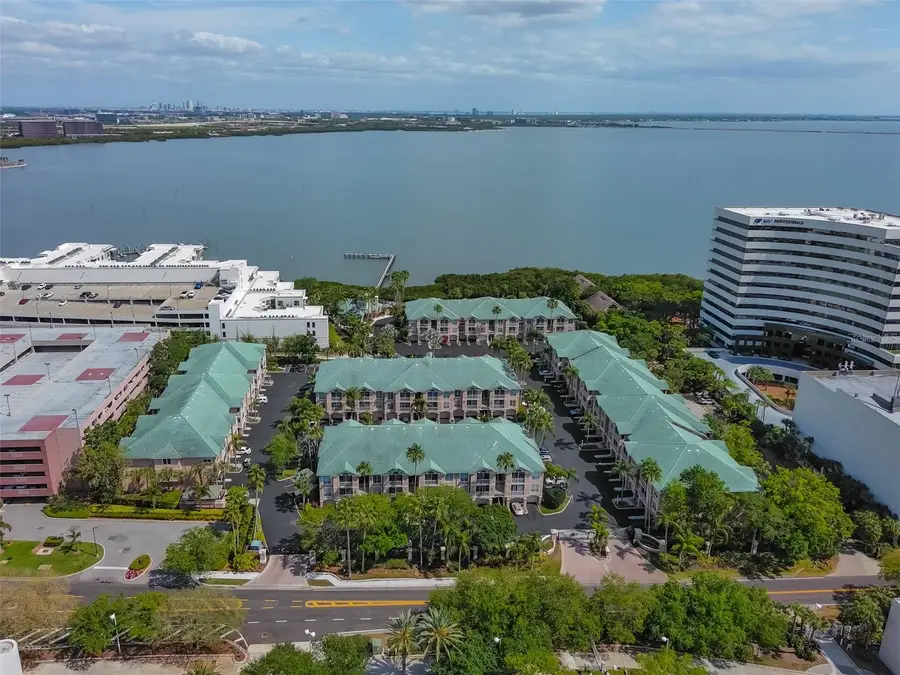 3205 Bay Club Circle #3205, Tampa, FL 33607 - #3