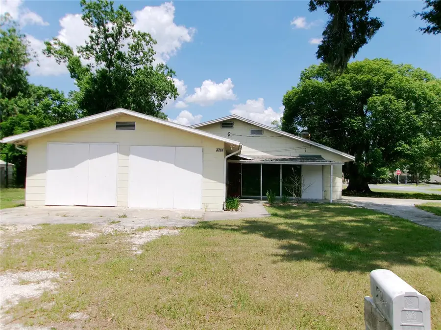 5714 19th Street, Zephyrhills, FL 33542 - #2
