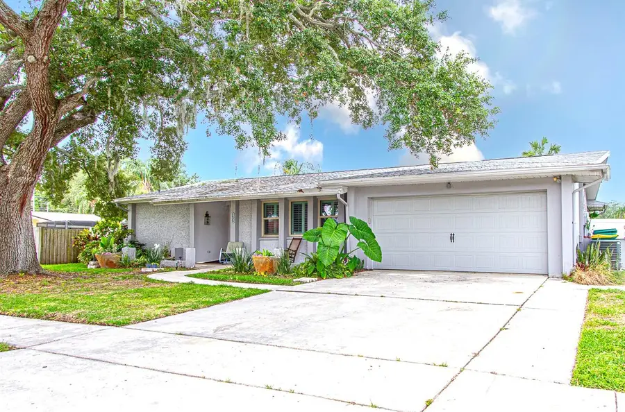 135 Patty Ann Boulevard, Palm Harbor, FL 34683 - #2