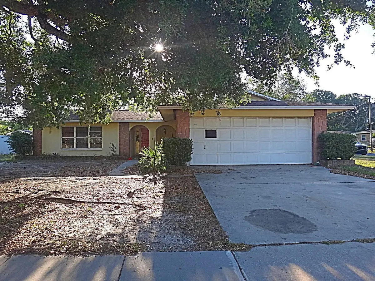 1913 Kings Highway, Clearwater, FL 33755 - #1