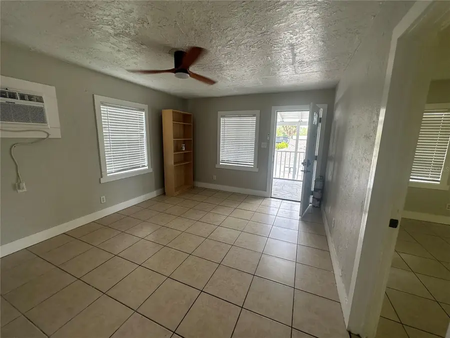 330 20th Avenue S, Saint Petersburg, FL 33705 - #3