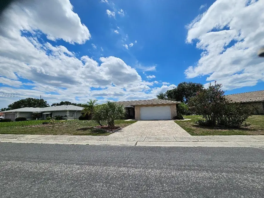 708 Brannen Circle, Sun City Center, FL 33573 - #2