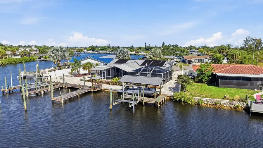 103 6th Street Nw, Ruskin, FL 33570 - #2