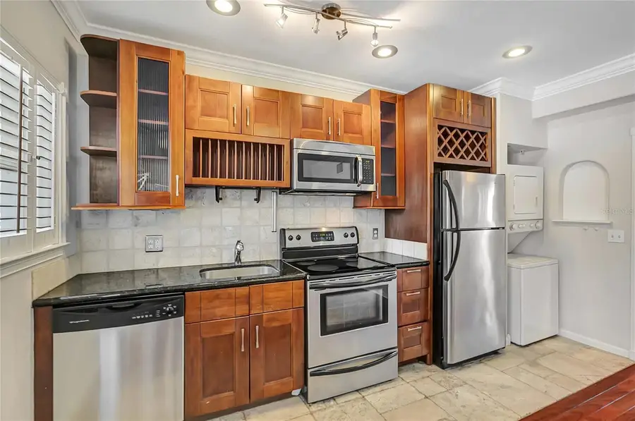 201 6th Street S #102, Saint Petersburg, FL 33701 - #3
