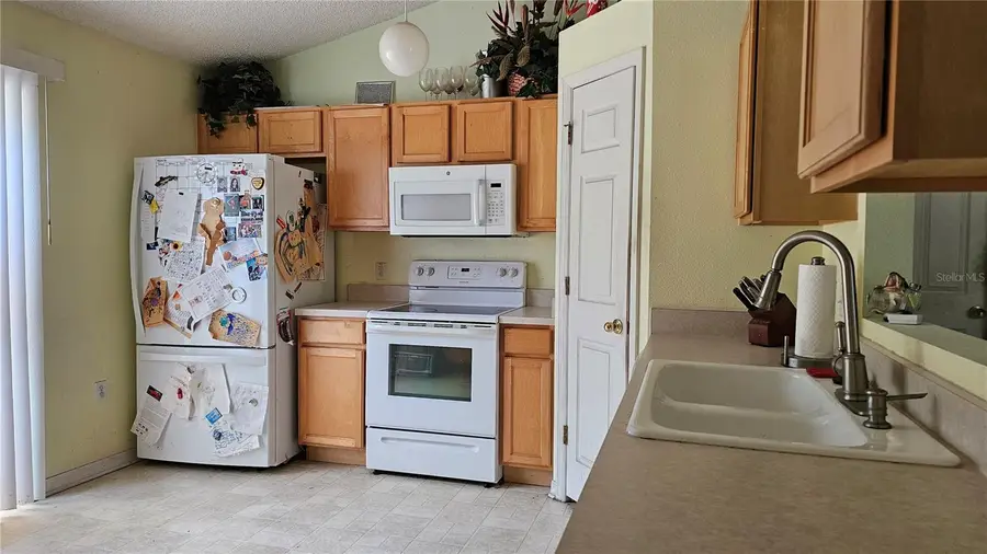 6529 Tabogi Trail, Wesley Chapel, FL 33545 - #3