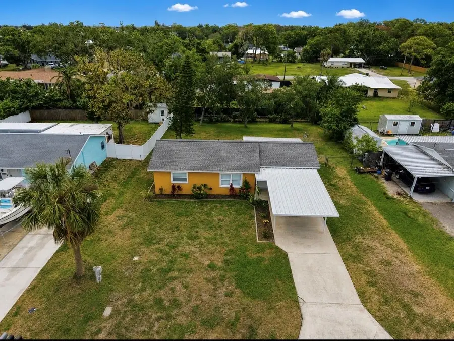404 12th Street Sw, Ruskin, FL 33570 - #3