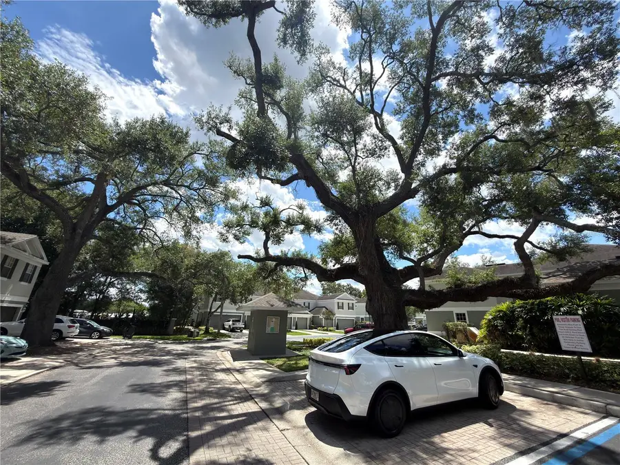 2437 Earlswood Court, Brandon, FL 33510 - #2