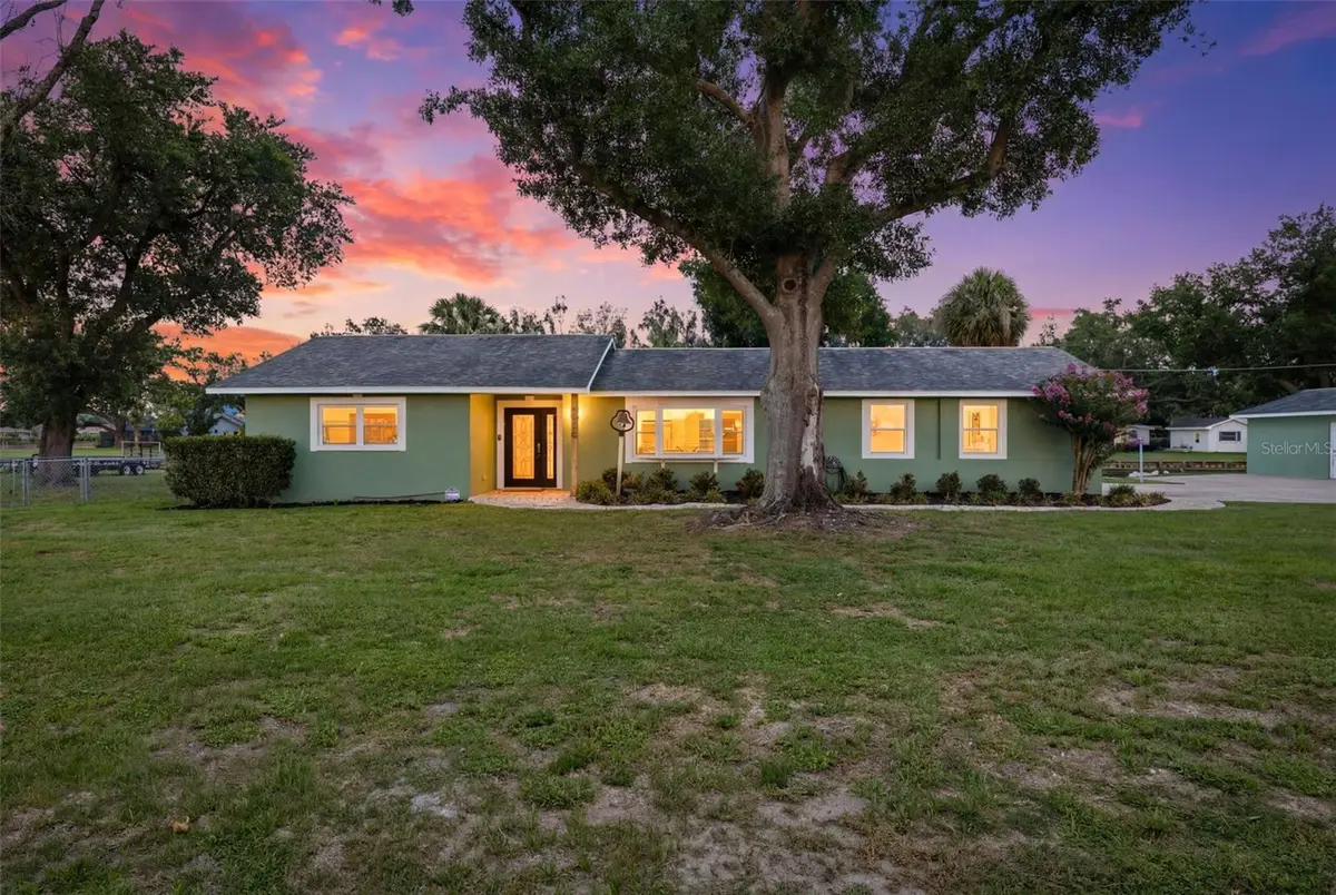 9910 Peninsular Drive, Gibsonton, FL 33534 - #1