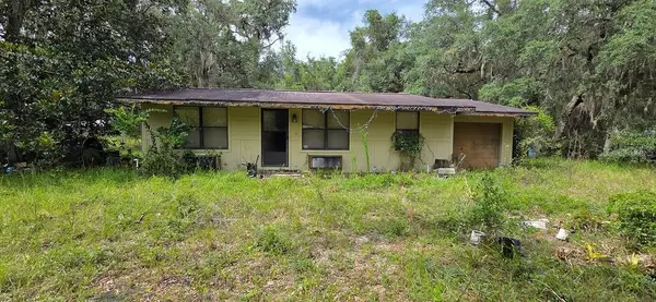 4381 Mixon Drive, DELAND, FL 32724